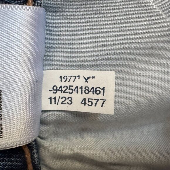 AE Stretch Low-Rise Baggy Wide-Leg Raw Hem Med Blue Denim Jeans Size 12 Long - Picture 15 of 15